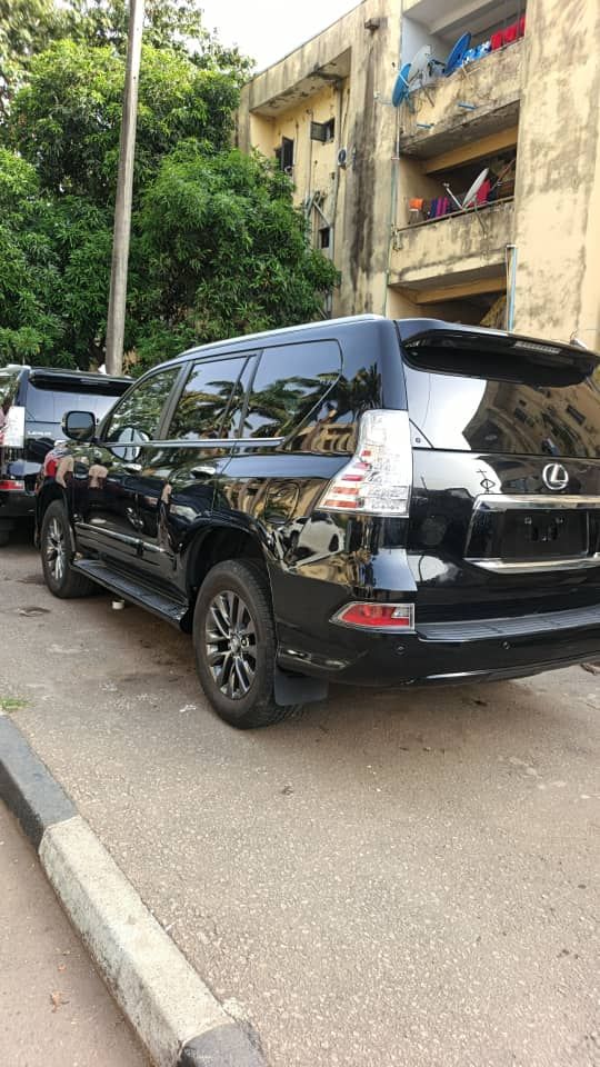 Vehicle - Image 4