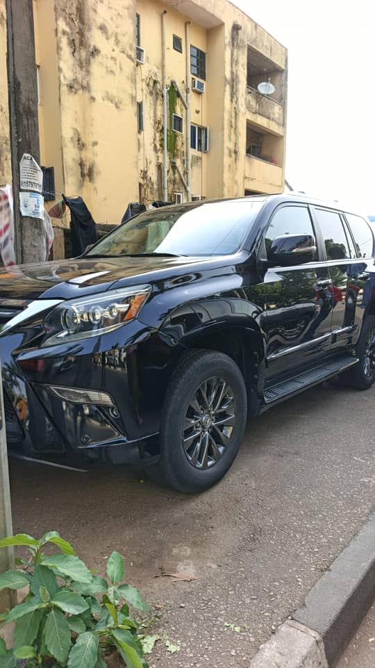 Vehicle - Image 15