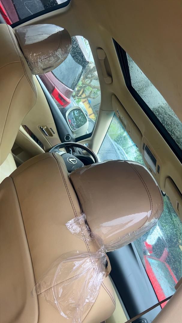 Vehicle - Image 9