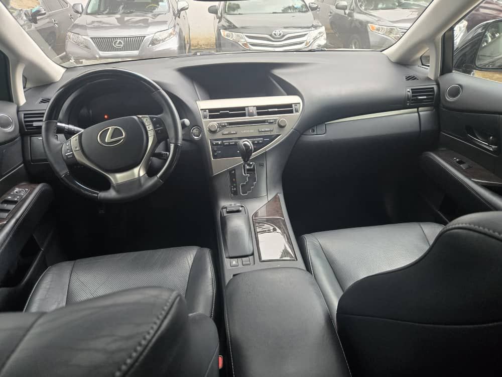 Vehicle - Image 7