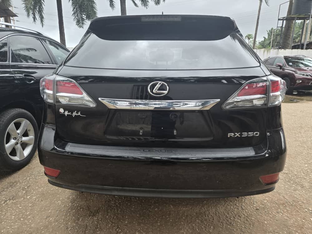 Vehicle - Image 4