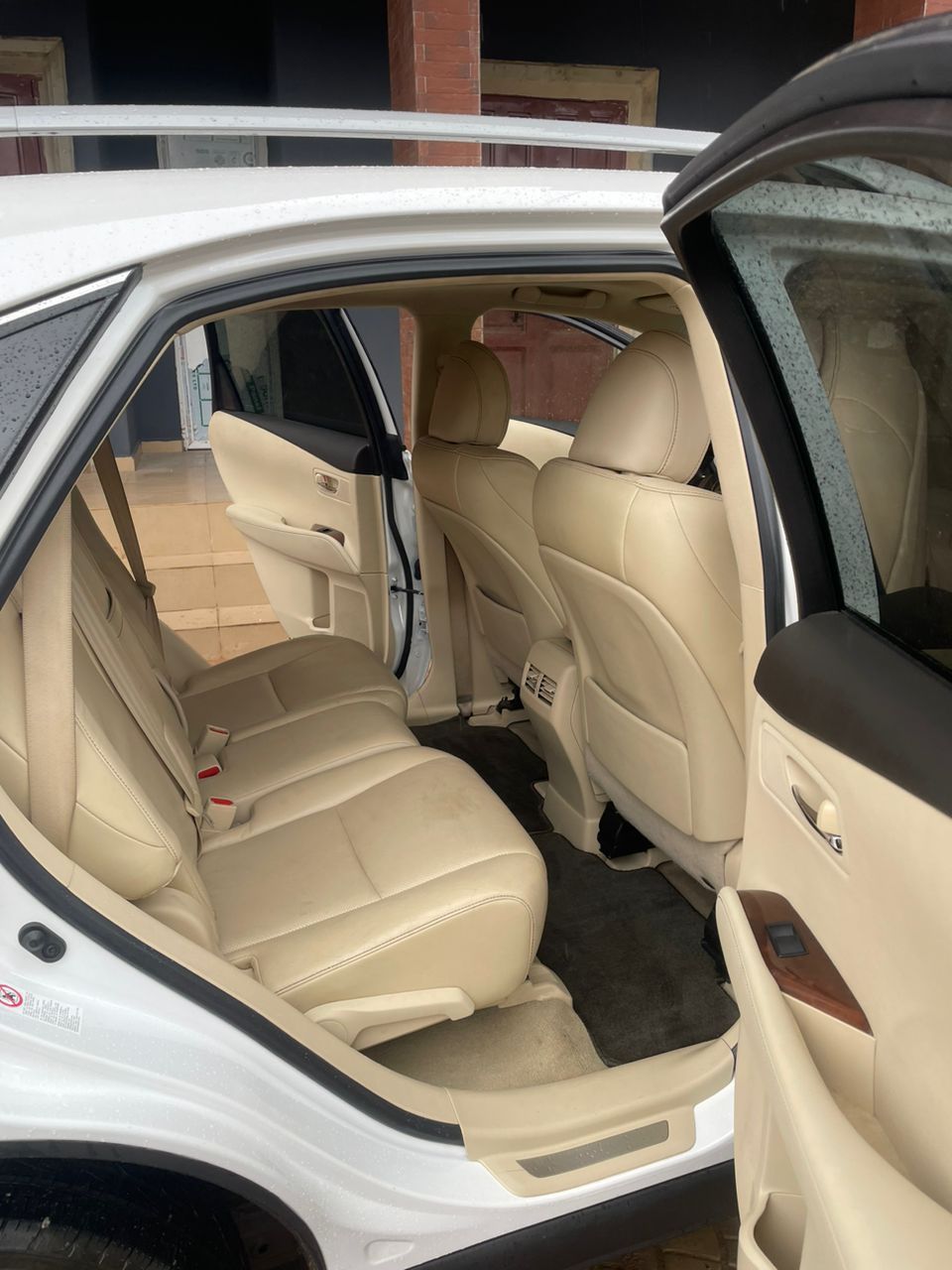 Vehicle - Image 9