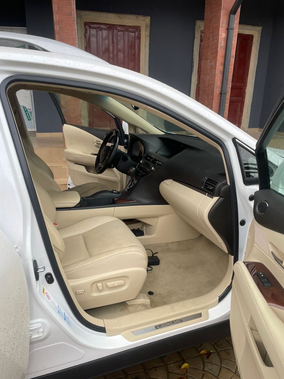 Vehicle - Image 10