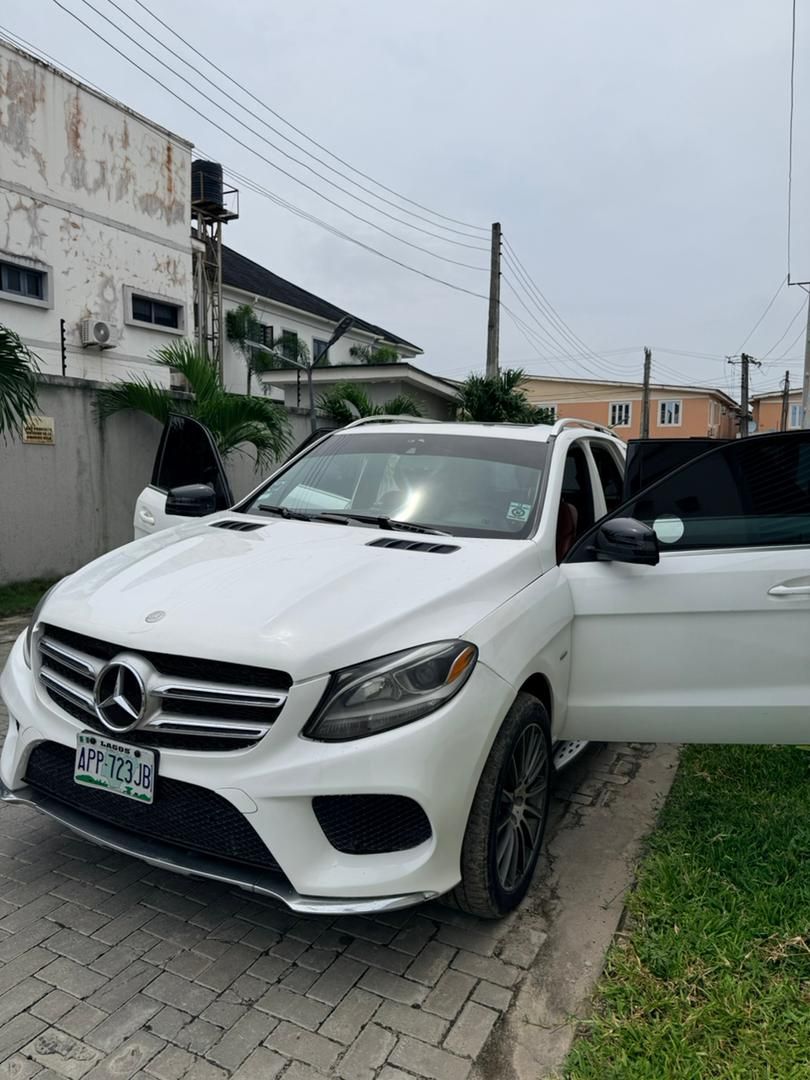 Vehicle - Image 6