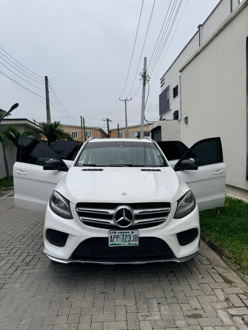 Vehicle - Image 3