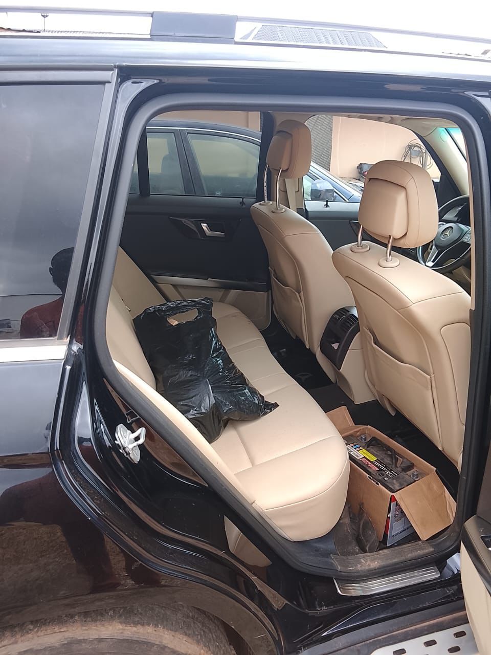 Vehicle - Image 4