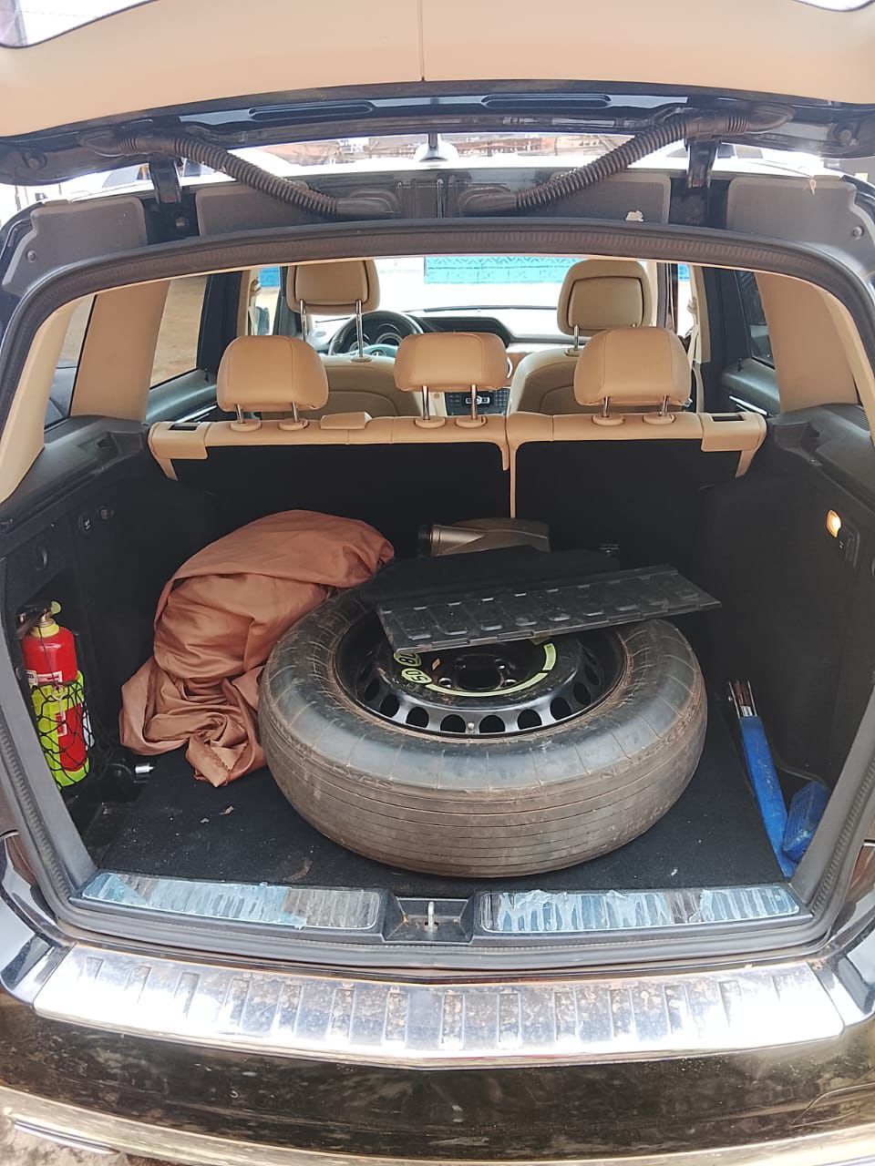 Vehicle - Image 6