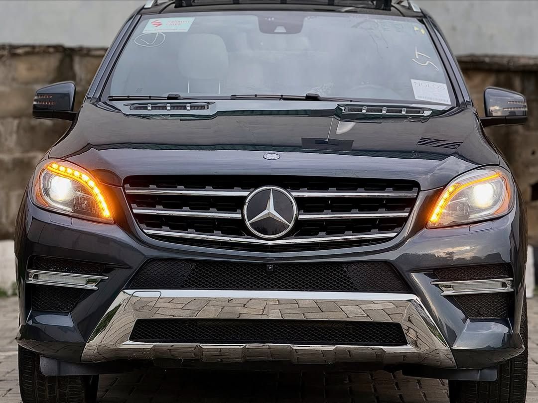 Vehicle - Image 5