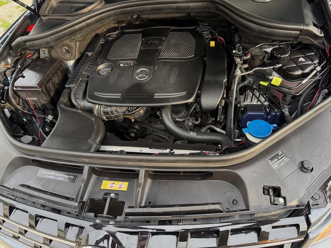Vehicle - Image 9