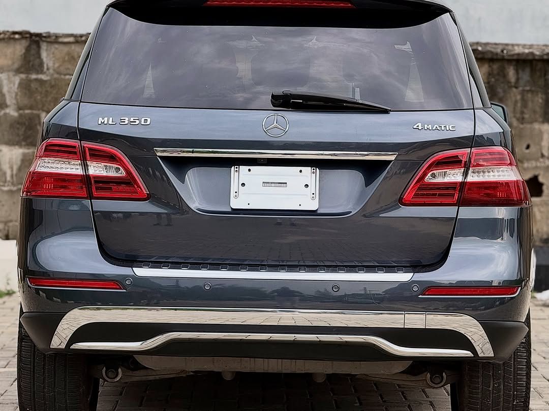 Vehicle - Image 3
