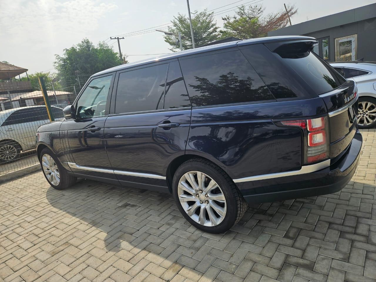 Vehicle - Image 8