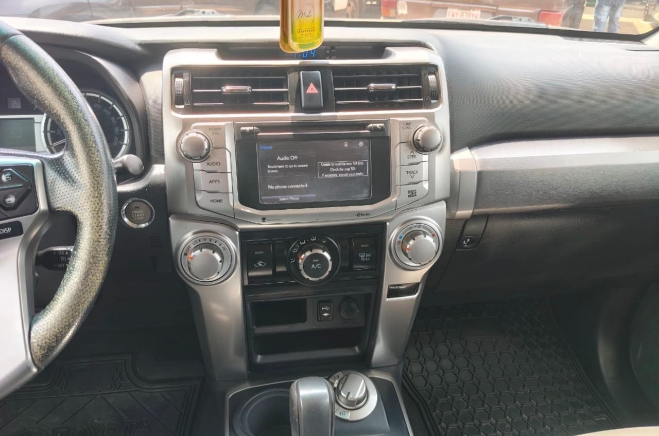 Vehicle - Image 15