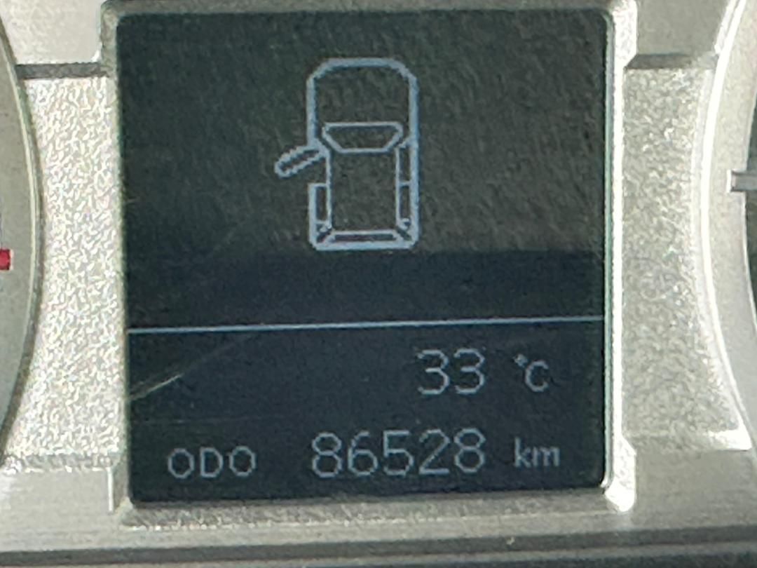 Vehicle - Image 7