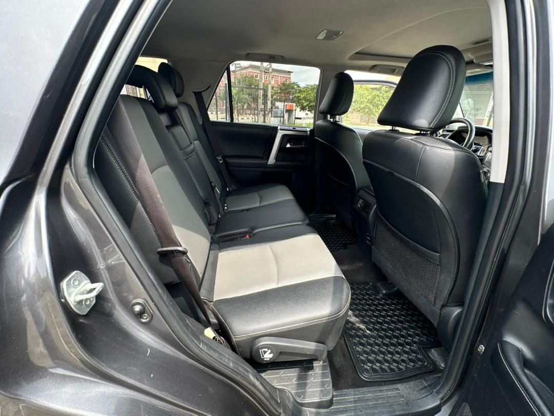 Vehicle - Image 9