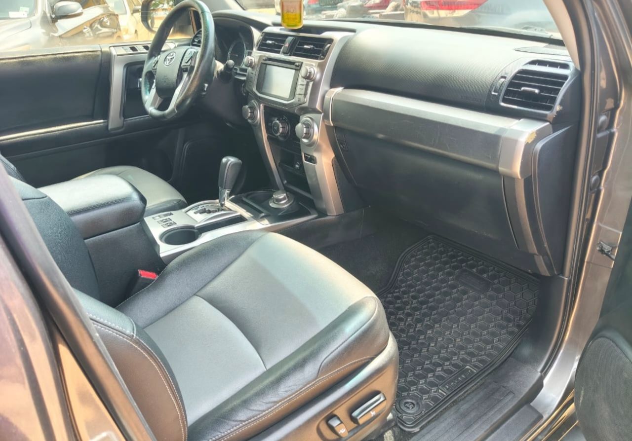 Vehicle - Image 14