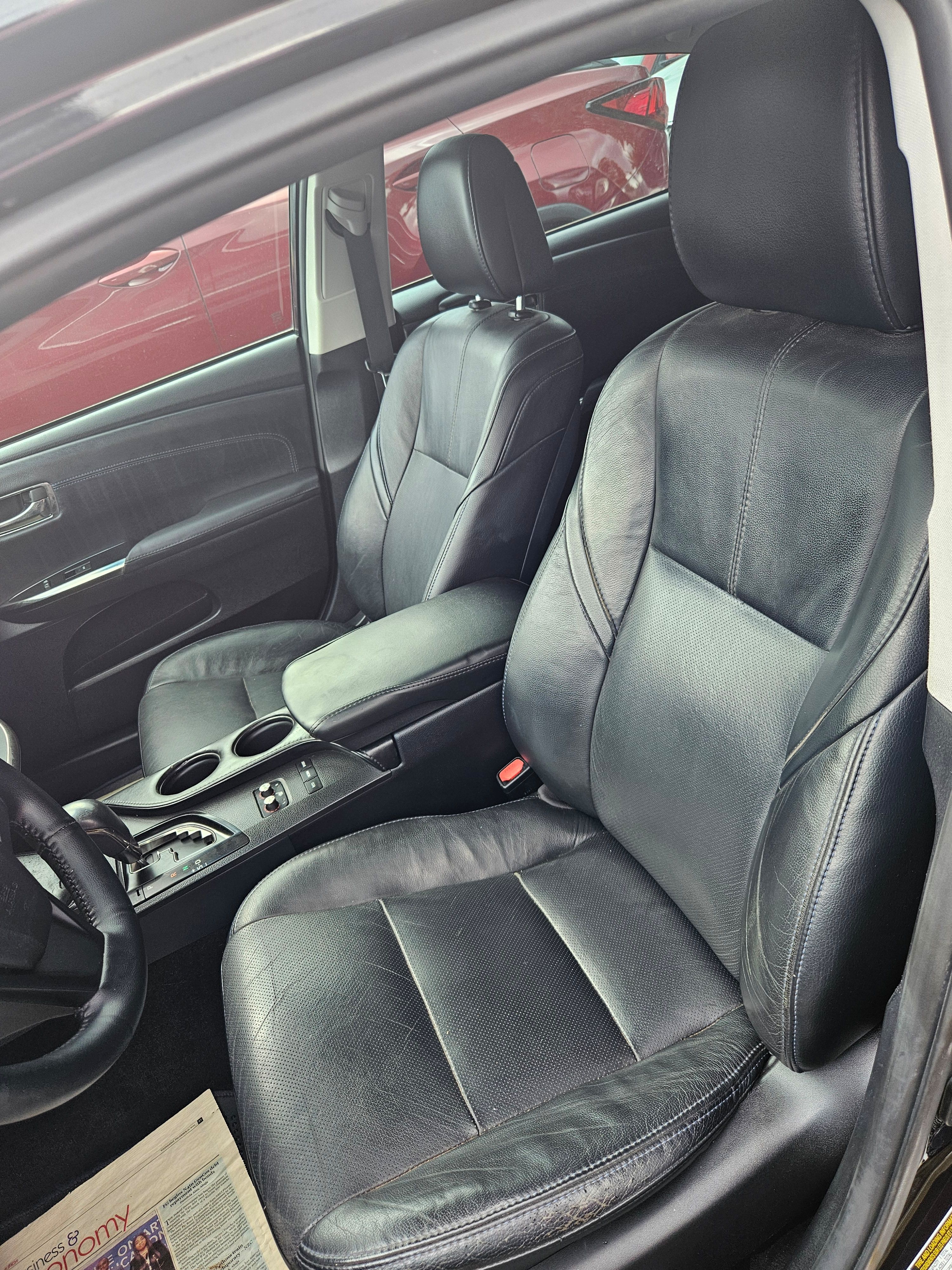 Vehicle - Image 10
