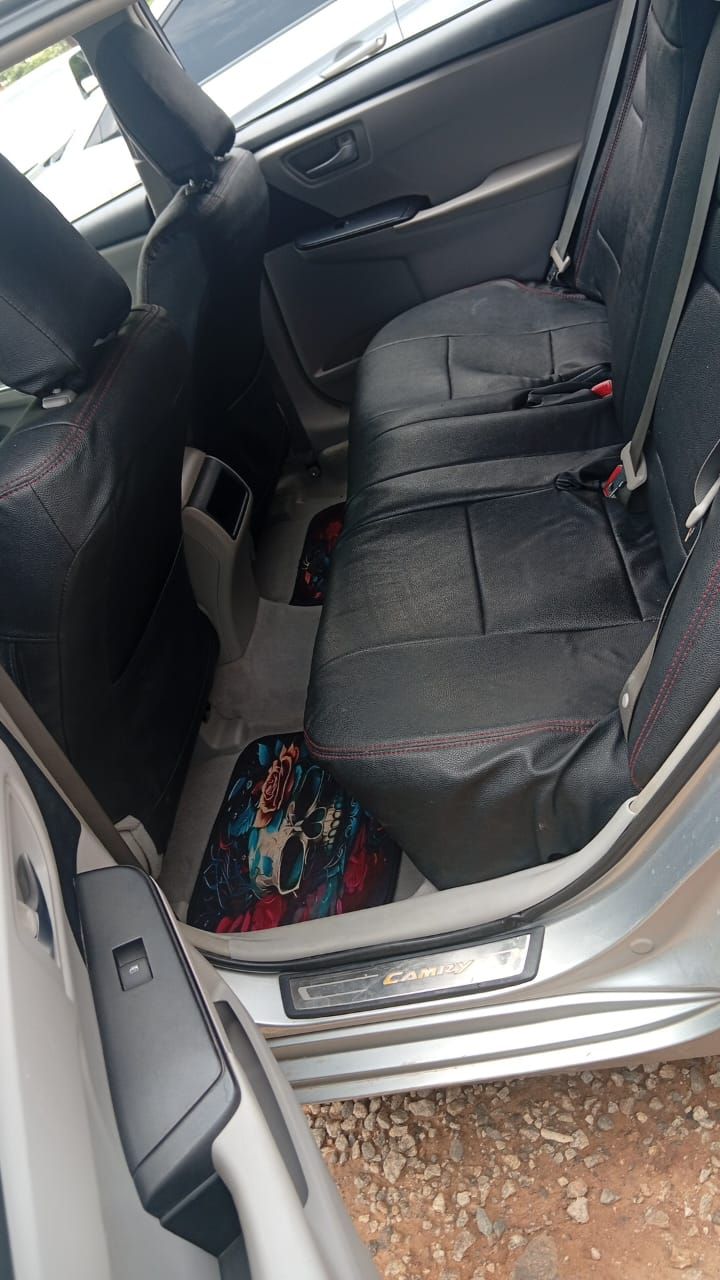 Vehicle - Image 9