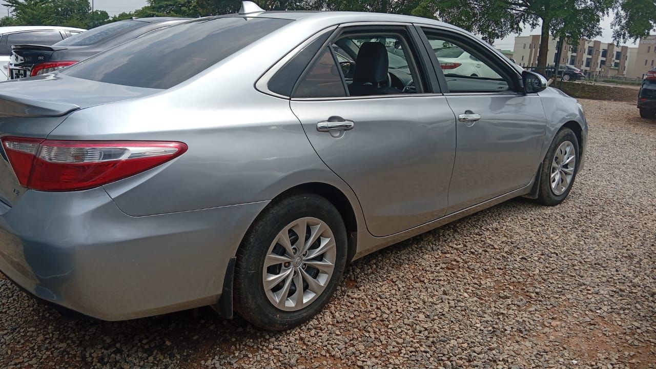 Vehicle - Image 10