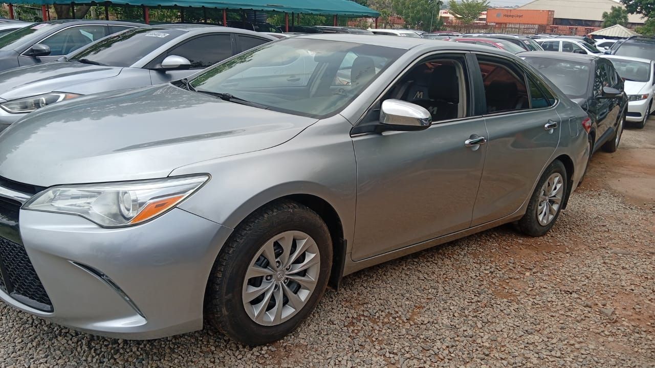 Vehicle - Image 8