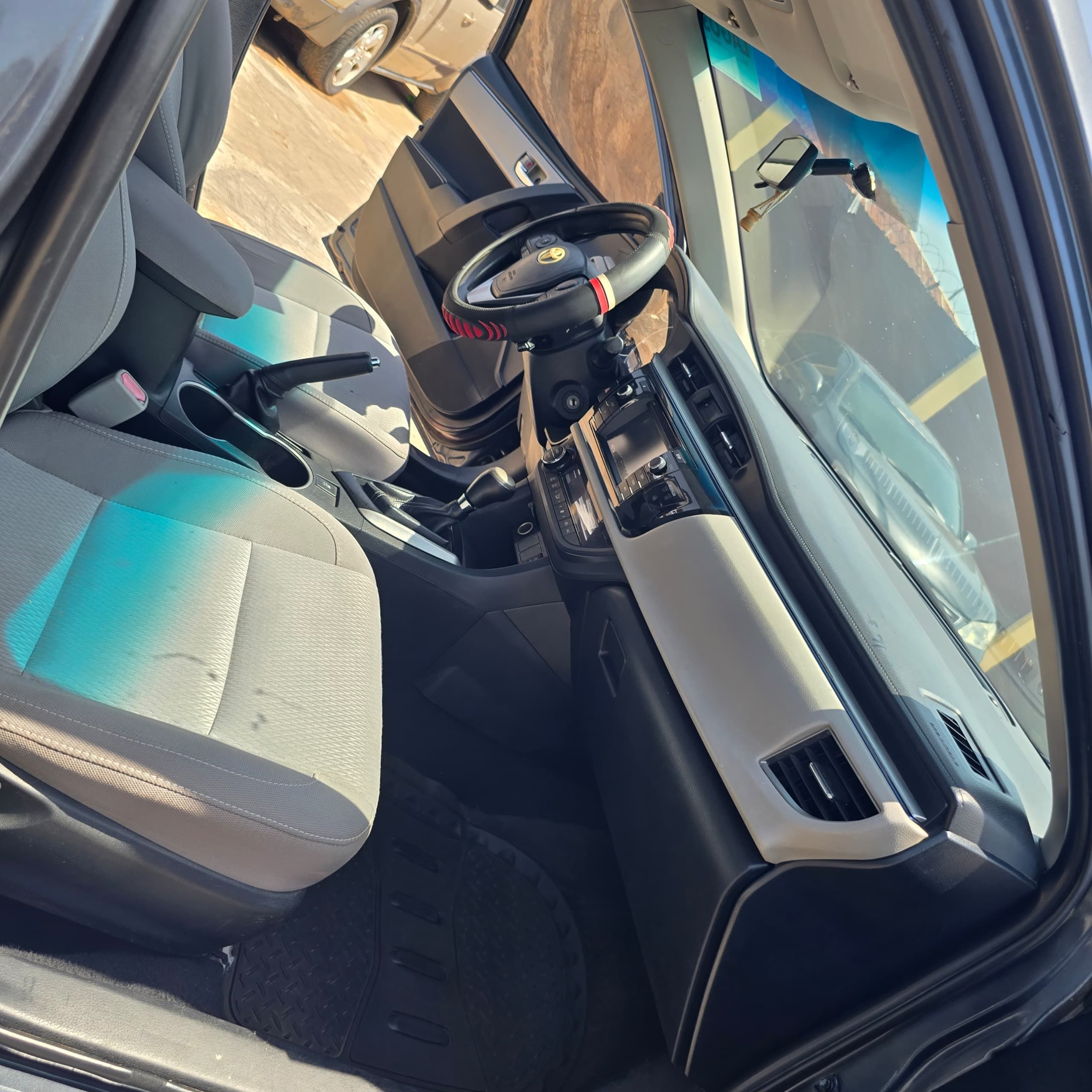 Vehicle - Image 11