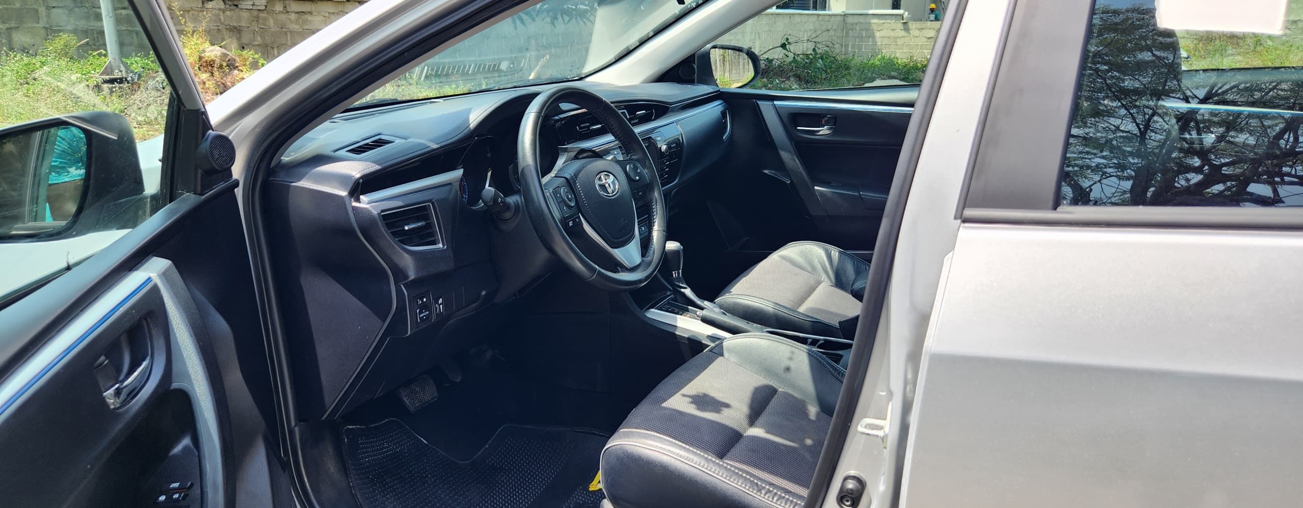 Vehicle - Image 6