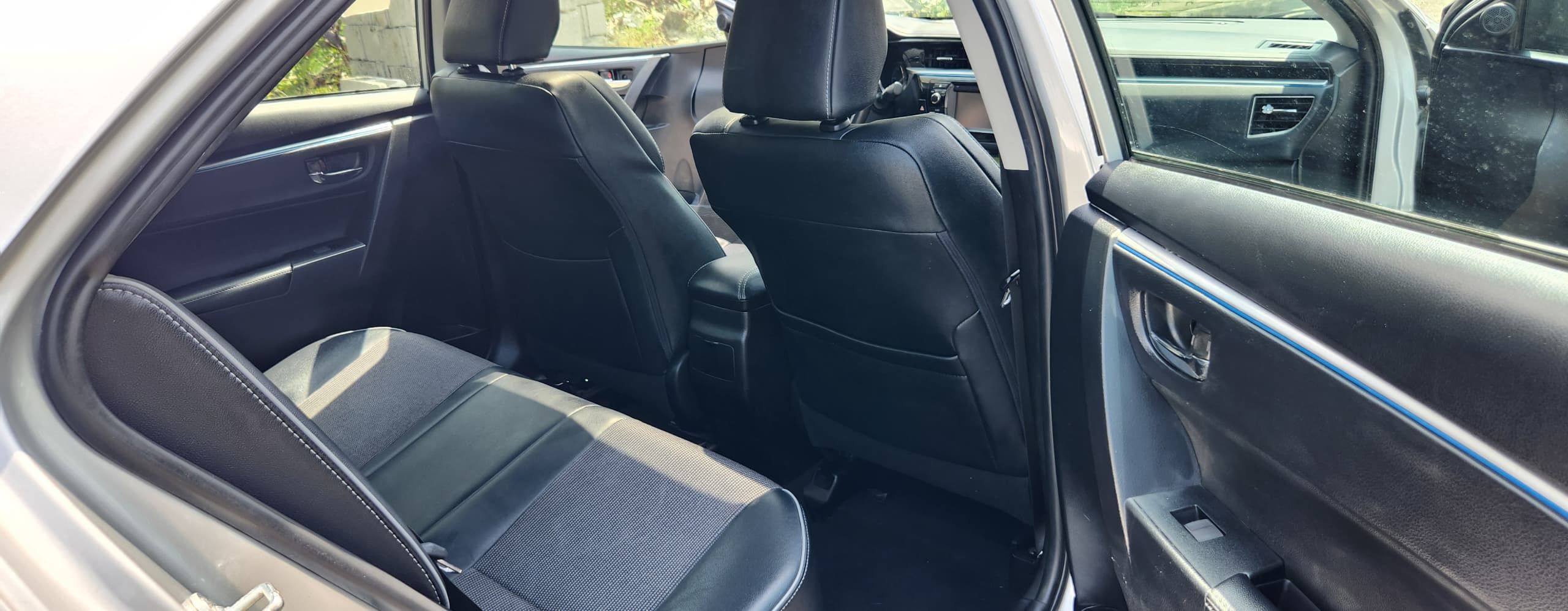 Vehicle - Image 9