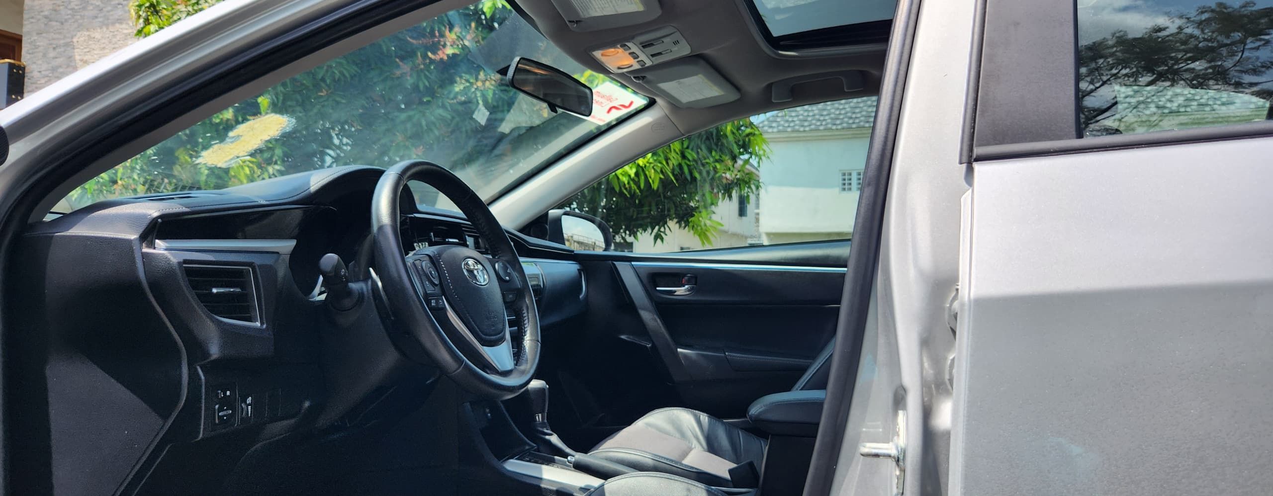 Vehicle - Image 11