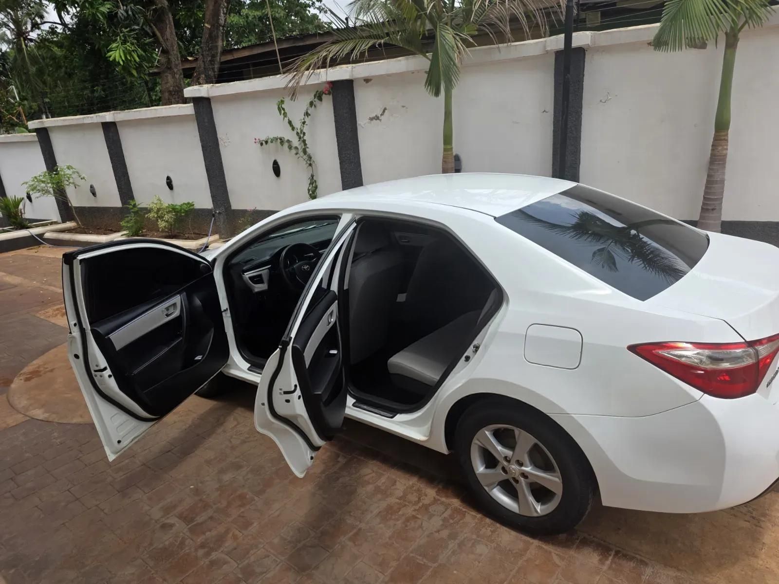 Vehicle - Image 6