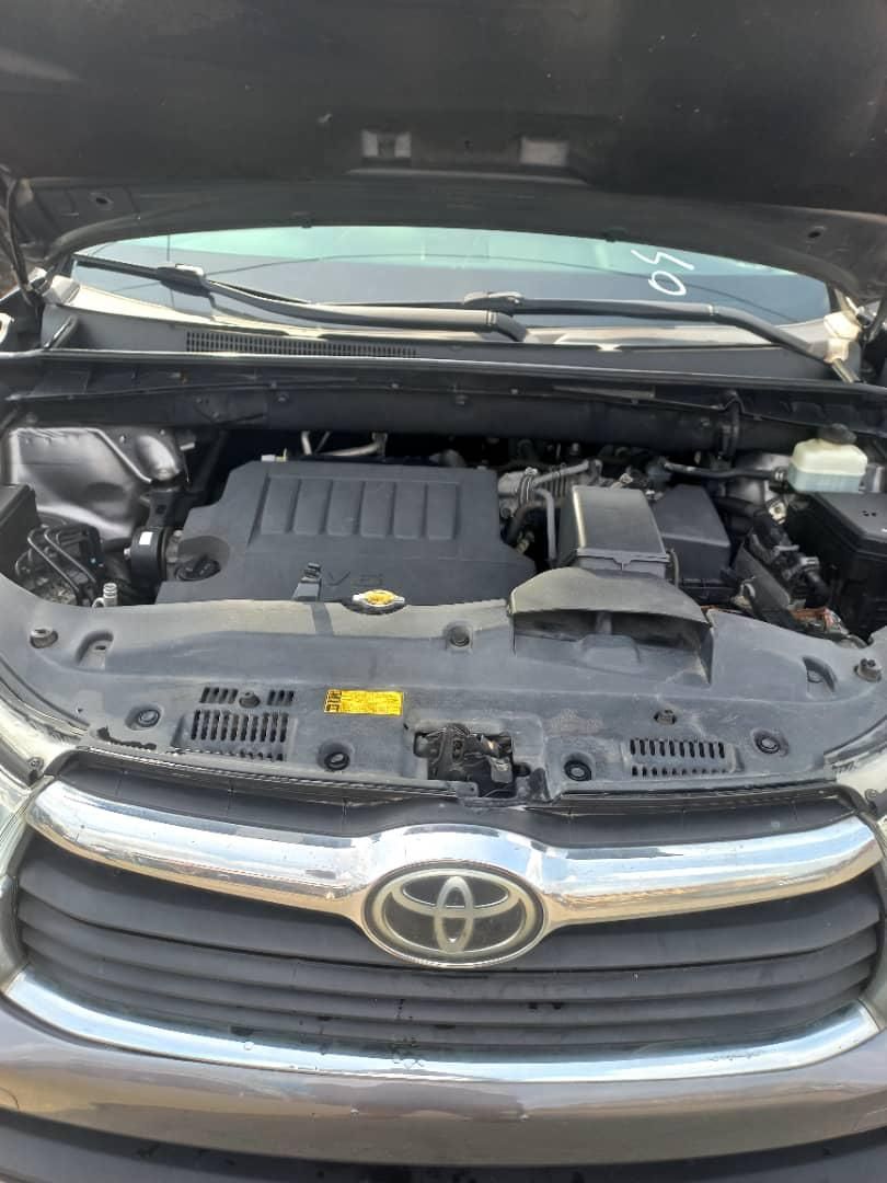 Vehicle - Image 11