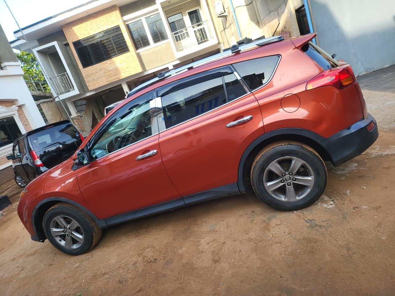 Vehicle - Image 14