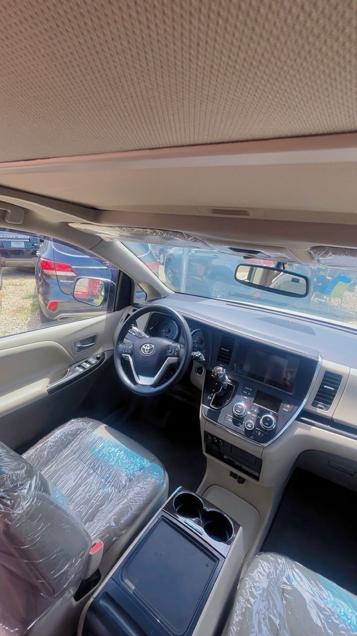 Vehicle - Image 2