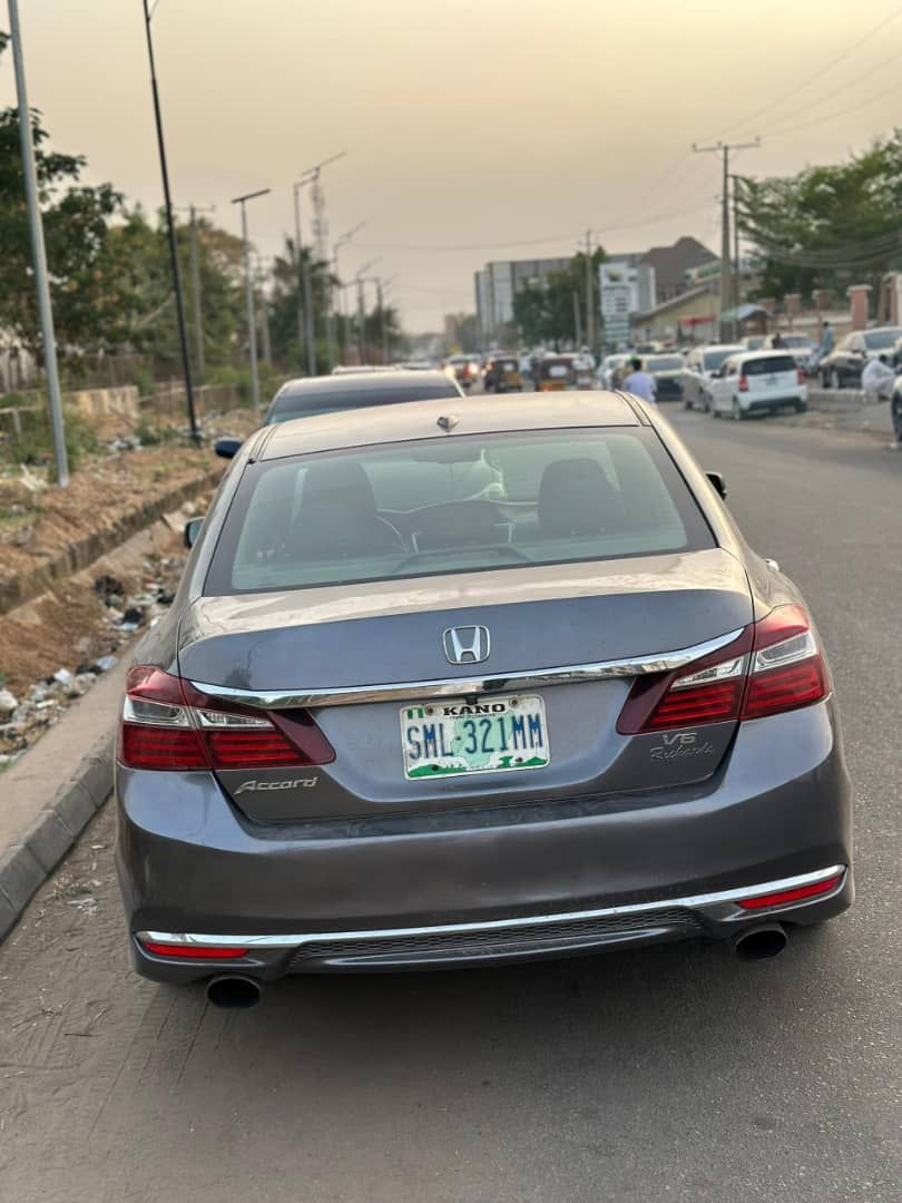 2016 Honda Accord - Image 1