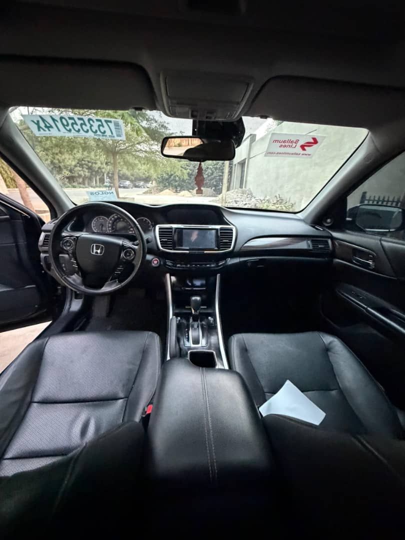 Vehicle - Image 4