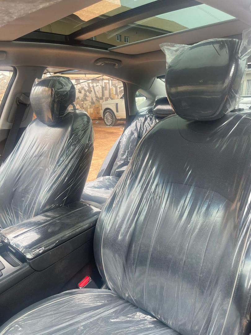 Vehicle - Image 18