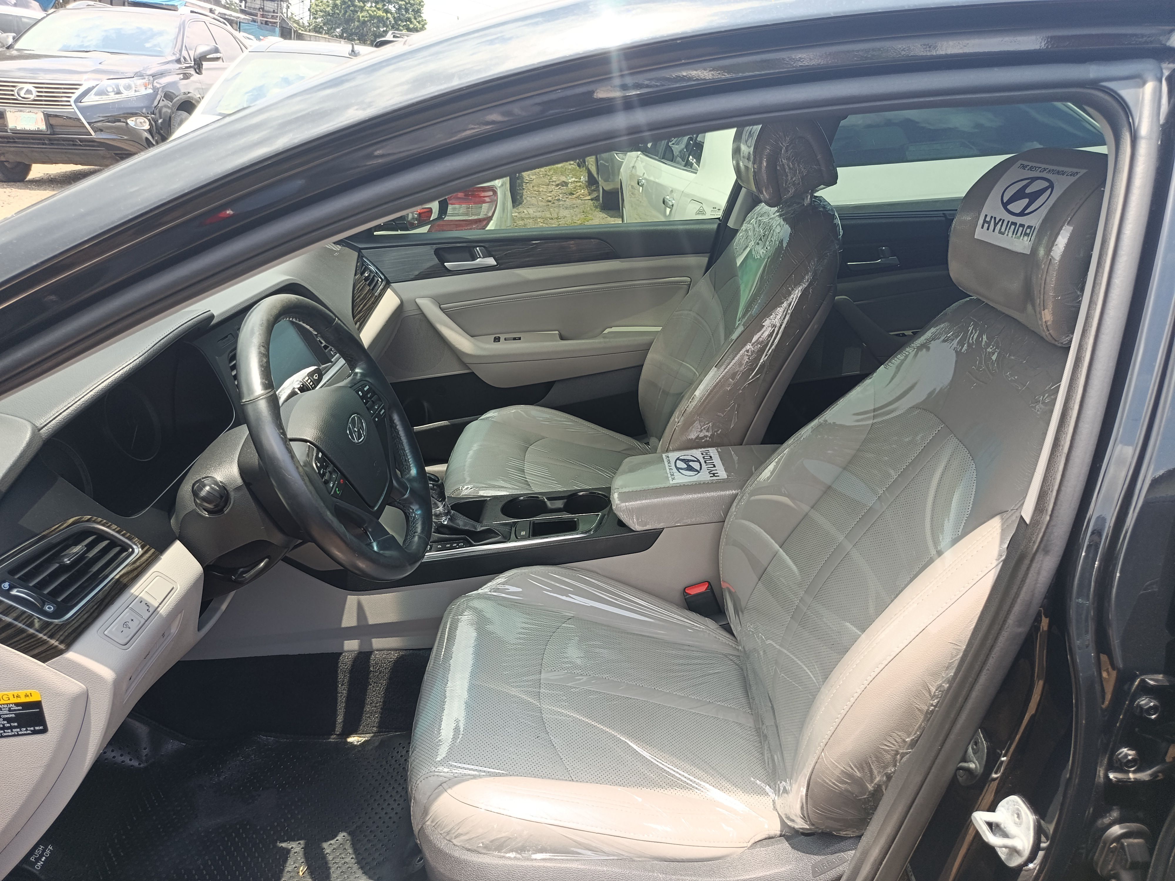 Vehicle - Image 6