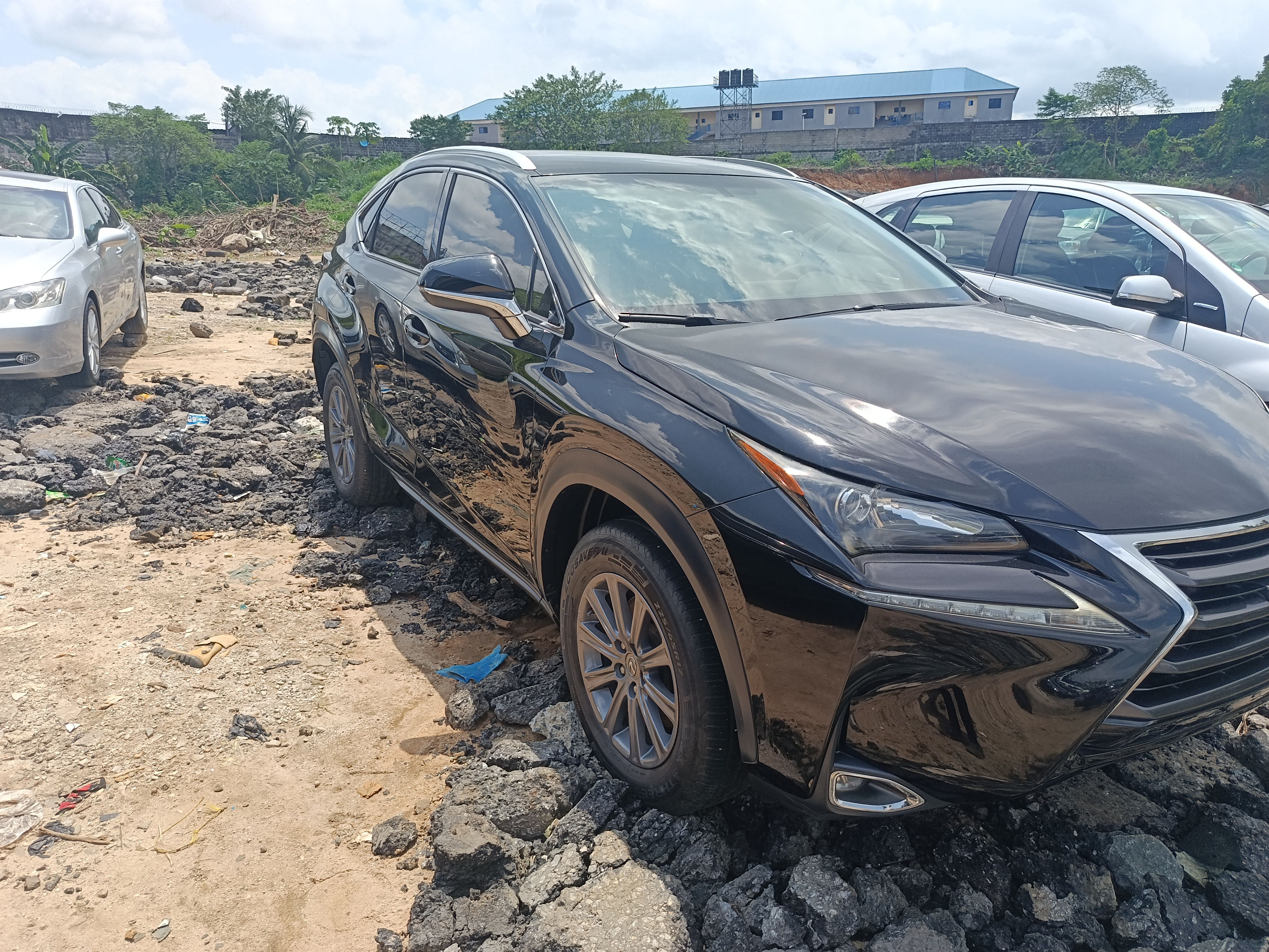 Vehicle - Image 7
