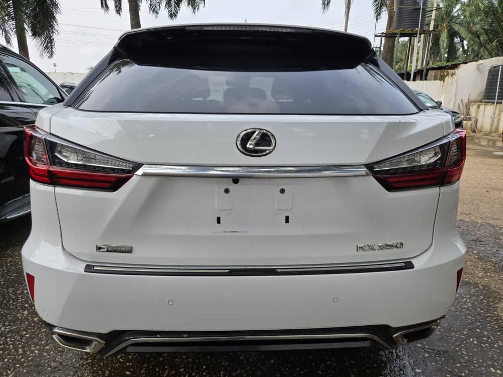 Vehicle - Image 4