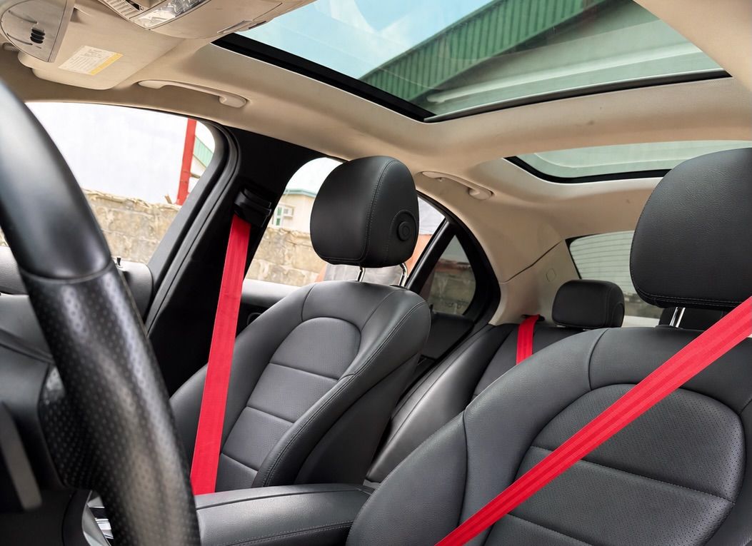Vehicle - Image 8