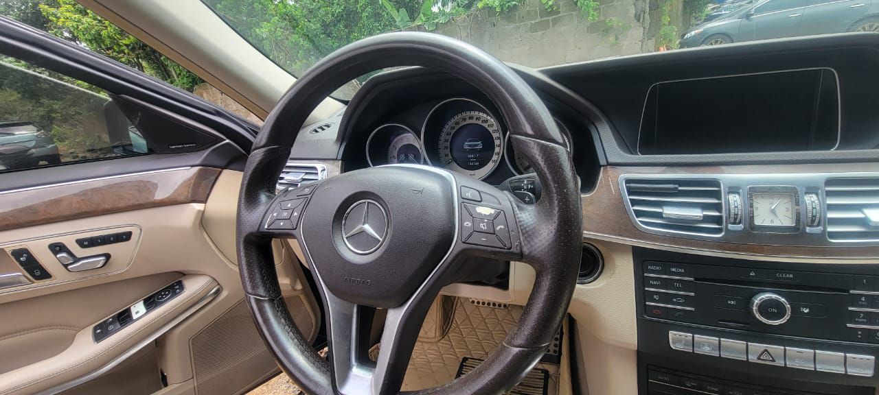 Vehicle - Image 15