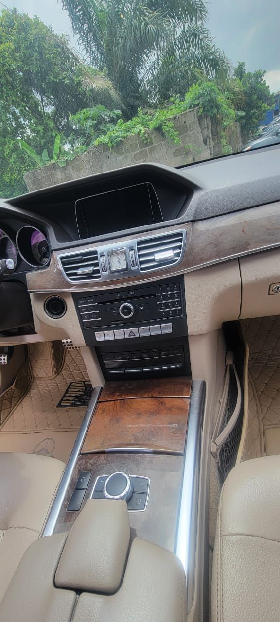 Vehicle - Image 11