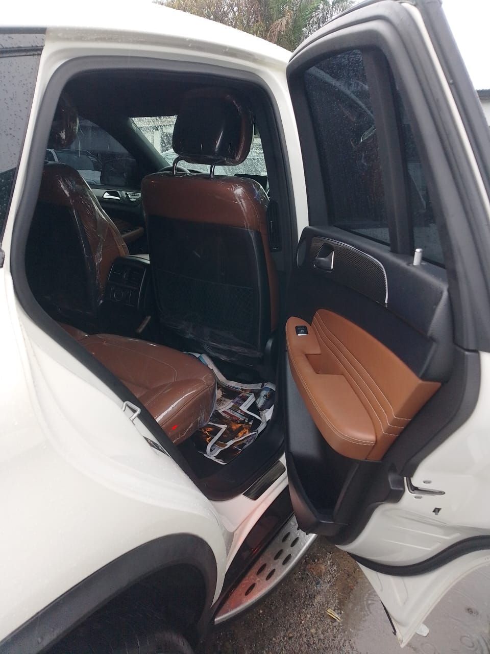 Vehicle - Image 5