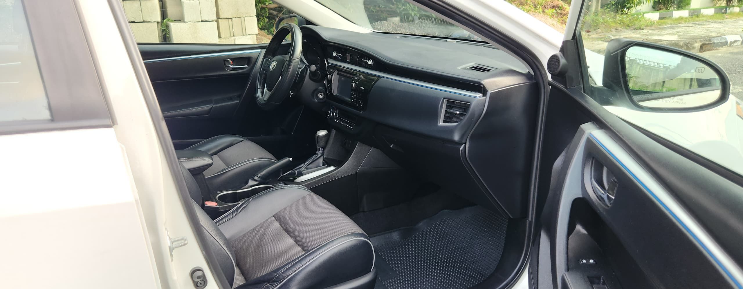 Vehicle - Image 9