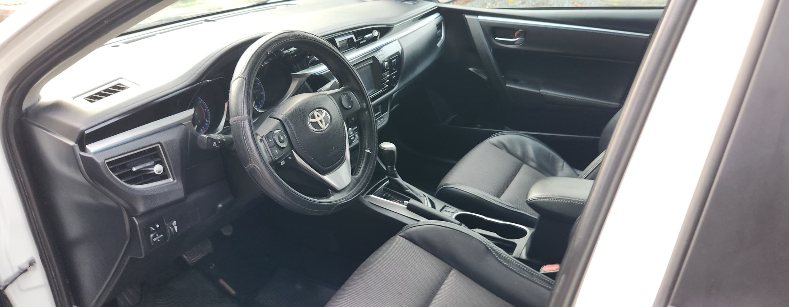 Vehicle - Image 8