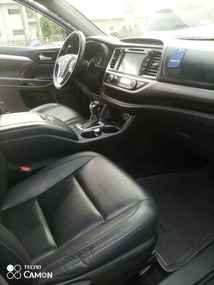 Vehicle - Image 4
