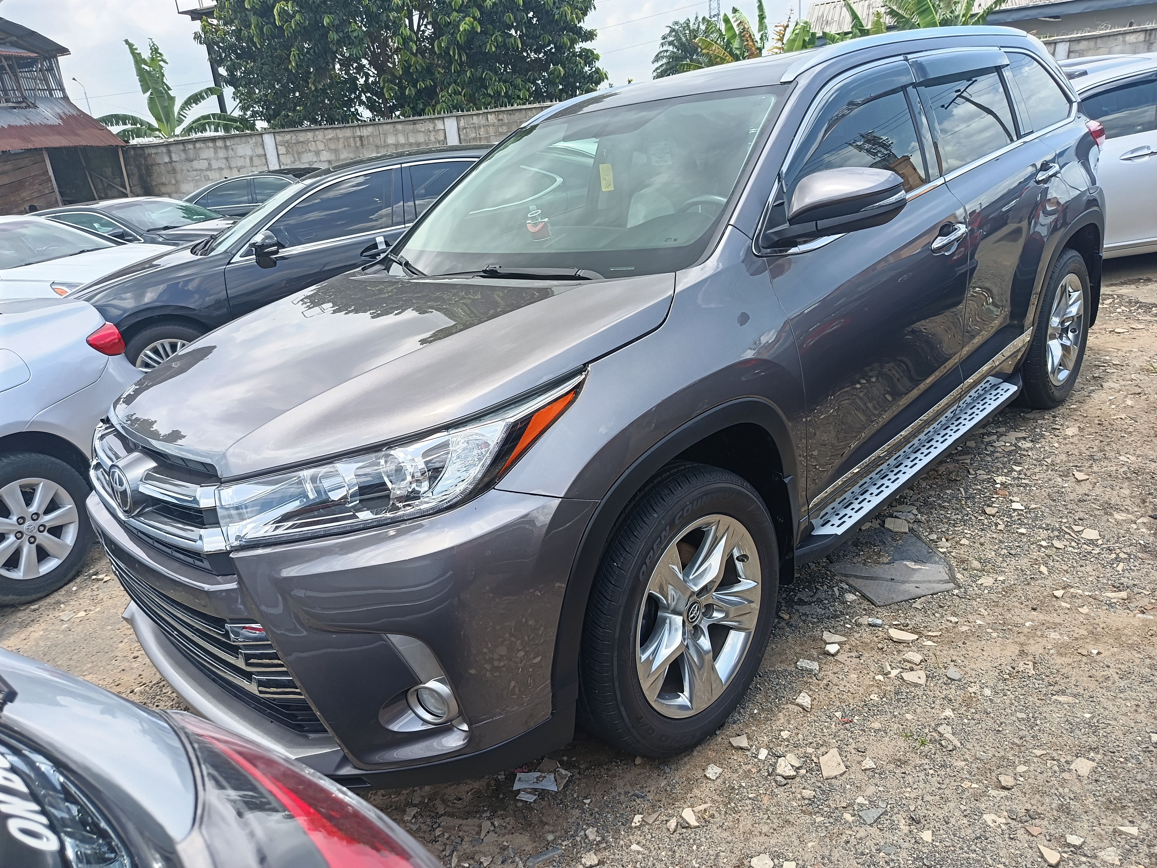Vehicle - Image 4