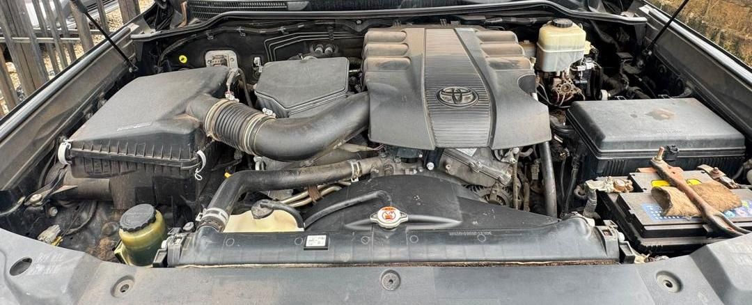 Vehicle - Image 6