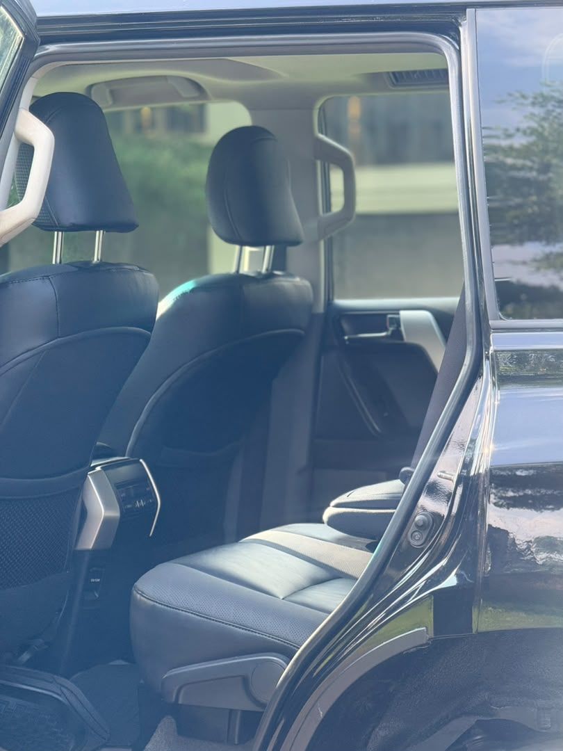Vehicle - Image 3