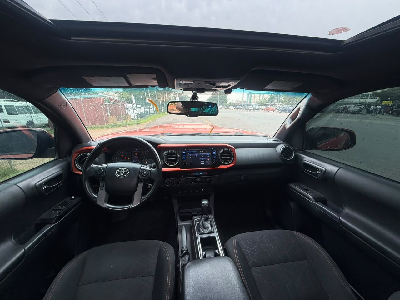Vehicle - Image 9