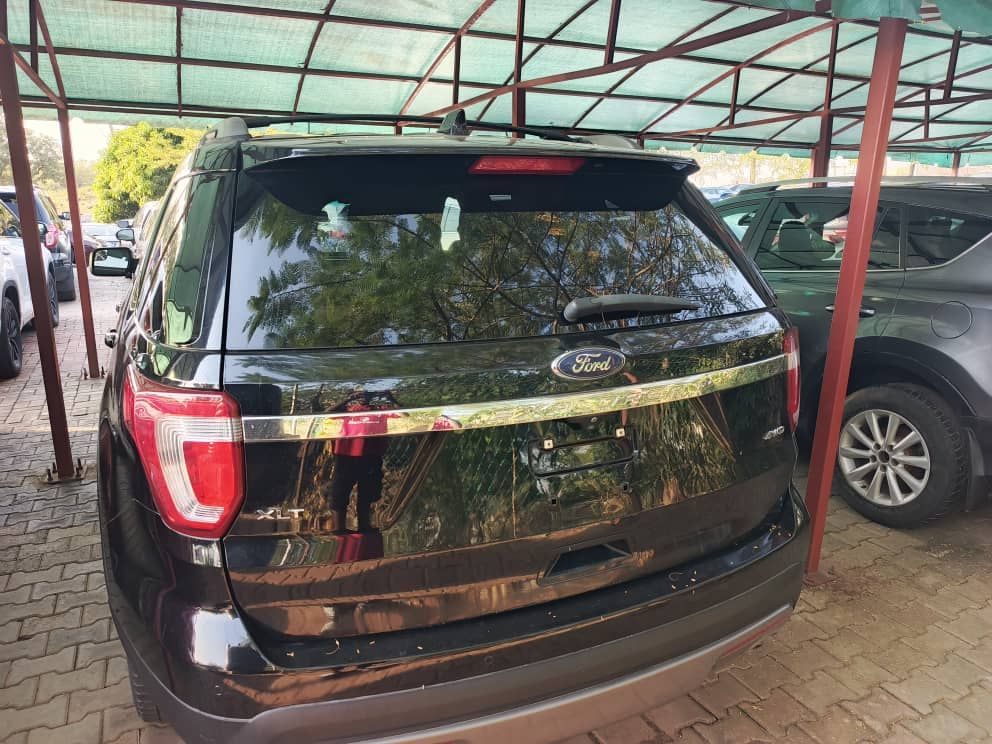 Vehicle - Image 4