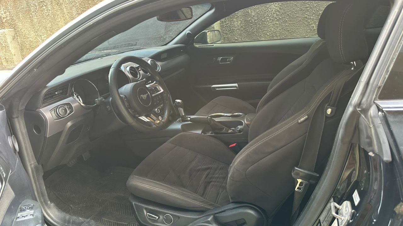 Vehicle - Image 5